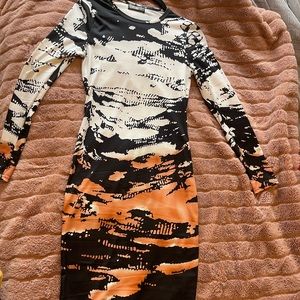Bodycon tie dye dress. From chicMe. Never worn. Long sleeve. Stretch material.